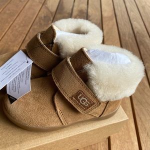 Nolen Baby Ugg Boot. Size 7.
